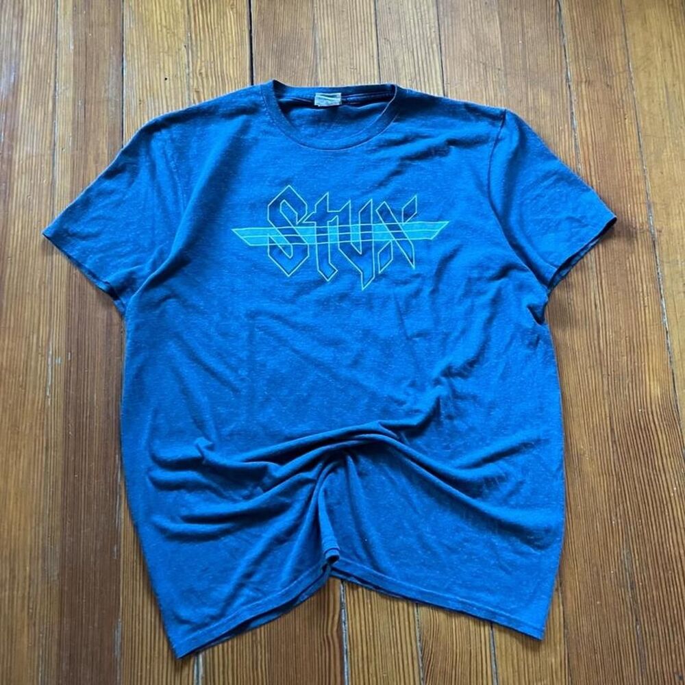 Delta Men's Blue and Grey T-shirt